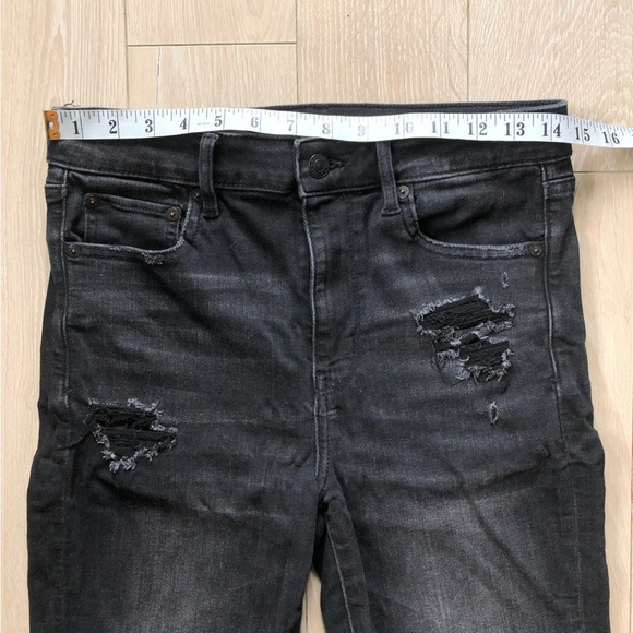 American Eagle Outfitters Black Distressed Biker Denim Shorts Size 8 - Picture 3 of 12